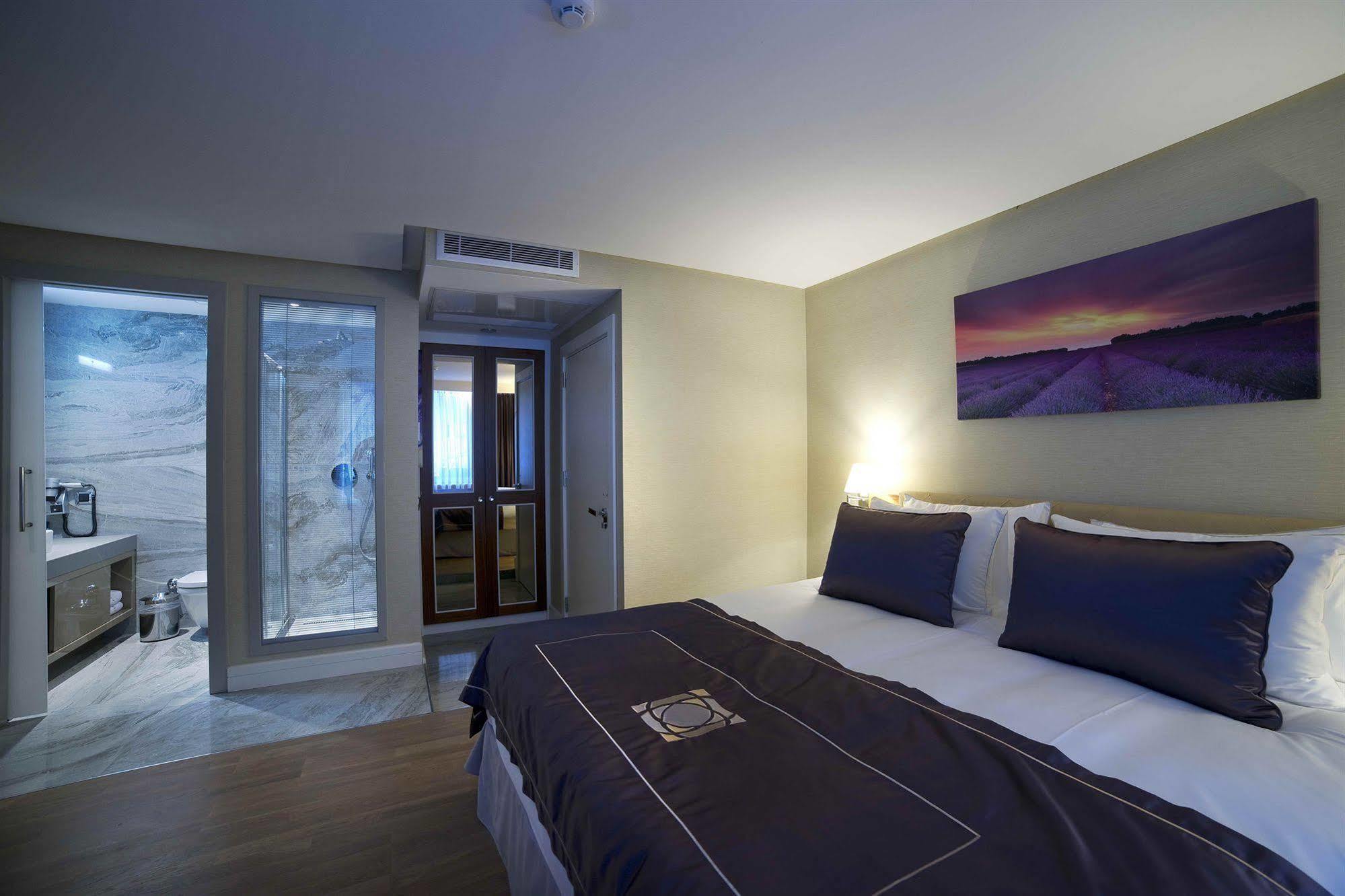 Taba Luxury And Otel İstanbul